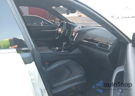 2020 Maserati Levante S из США, поврежденный, VIN ZN661YUA8LX344727